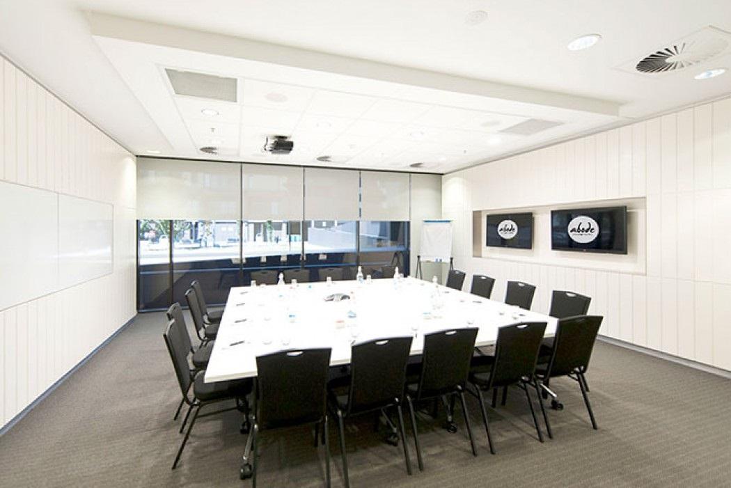 Aparthotel Abode Woden à Canberra Extérieur photo
