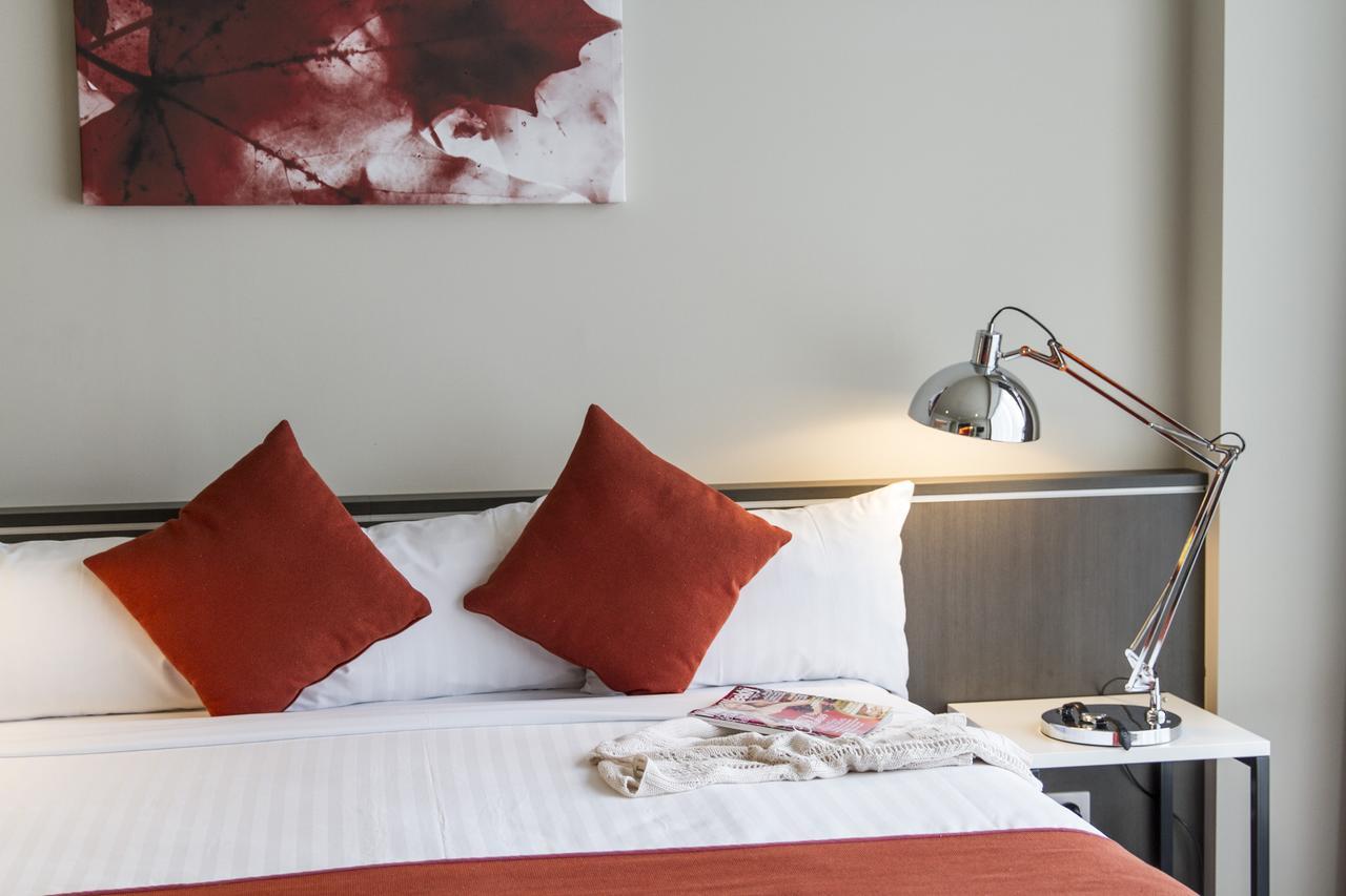Aparthotel Abode Woden à Canberra Extérieur photo