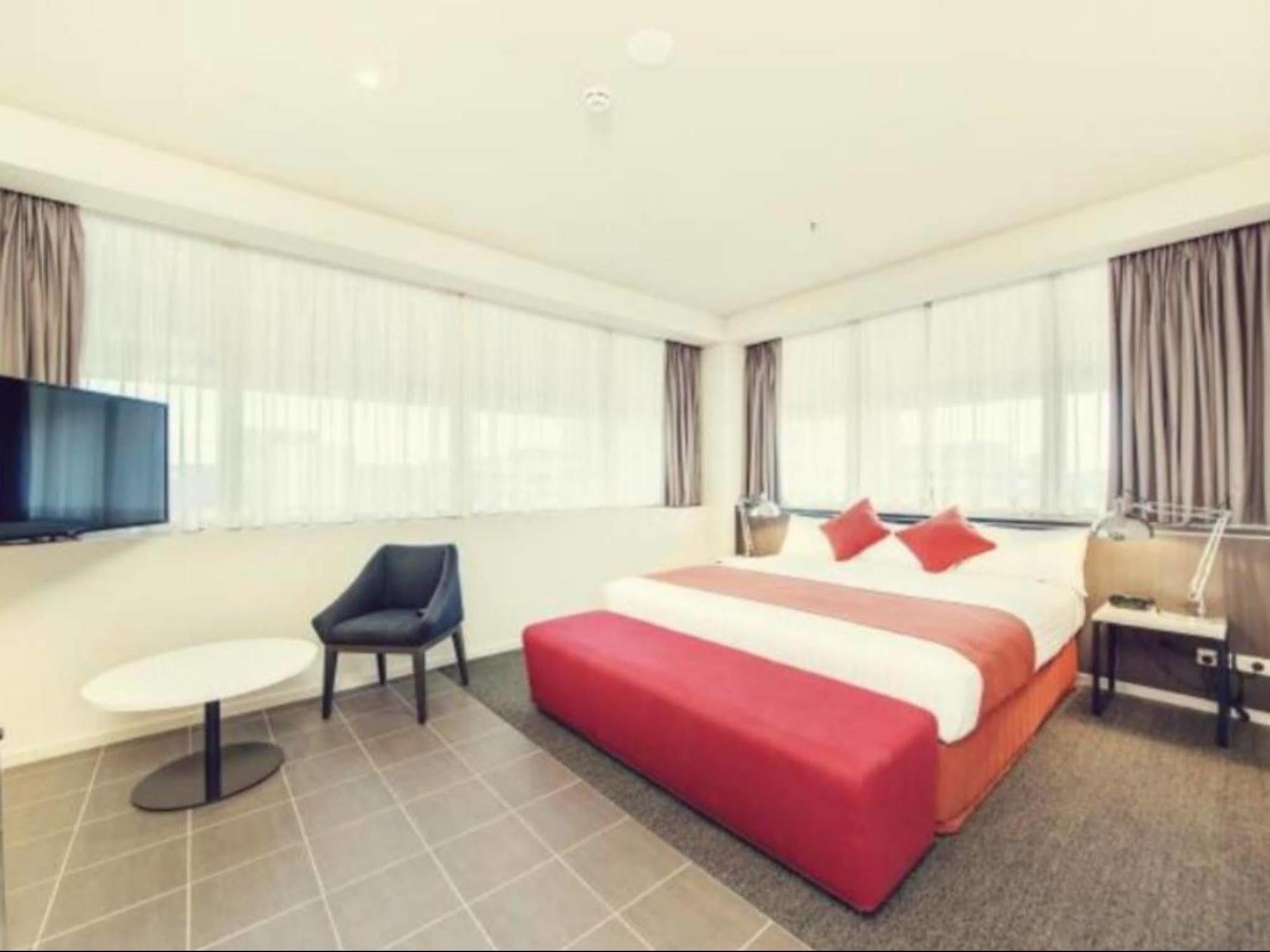 Aparthotel Abode Woden à Canberra Extérieur photo
