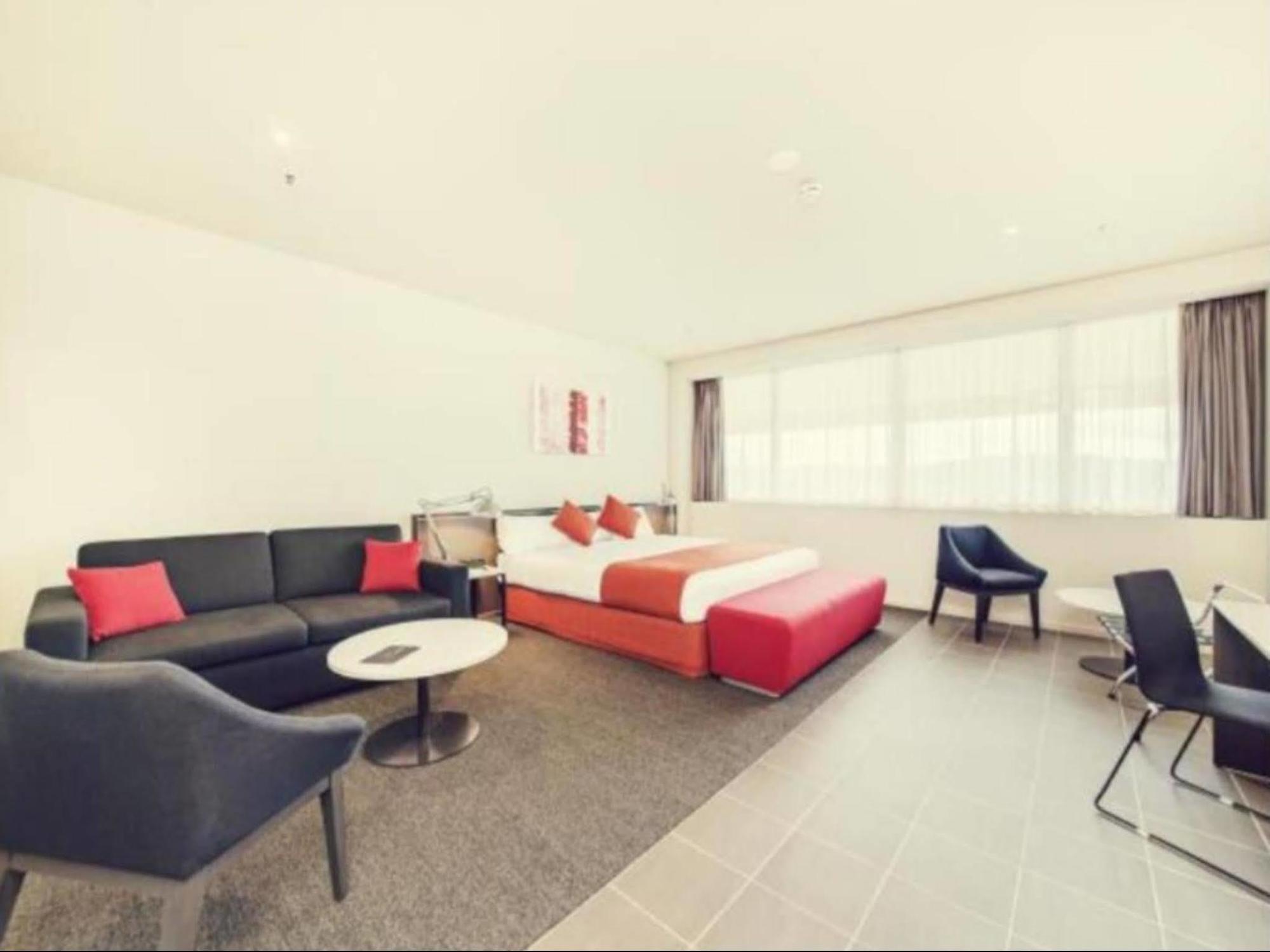 Aparthotel Abode Woden à Canberra Extérieur photo